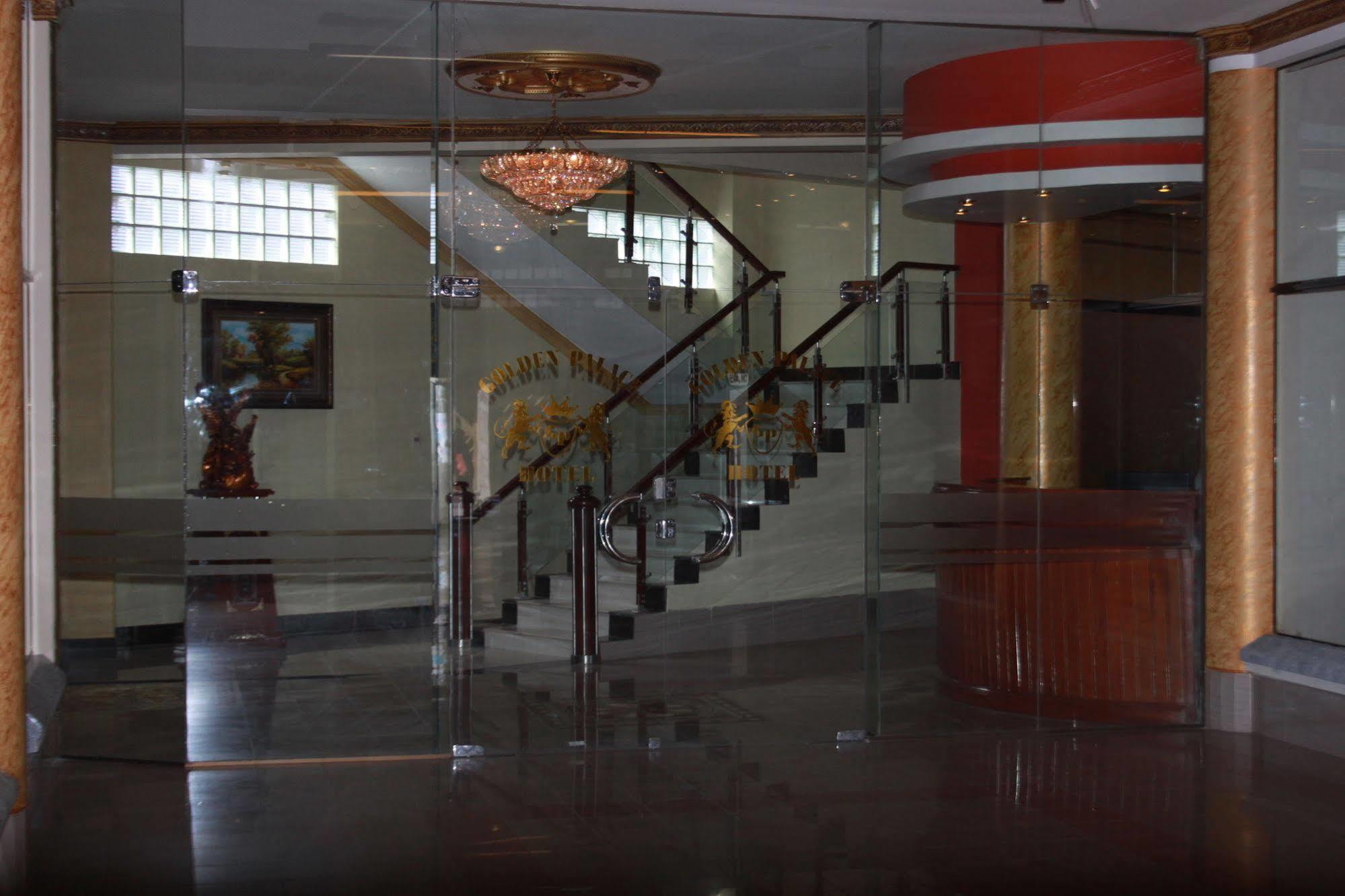 לה פאז Golden Palace מראה חיצוני תמונה