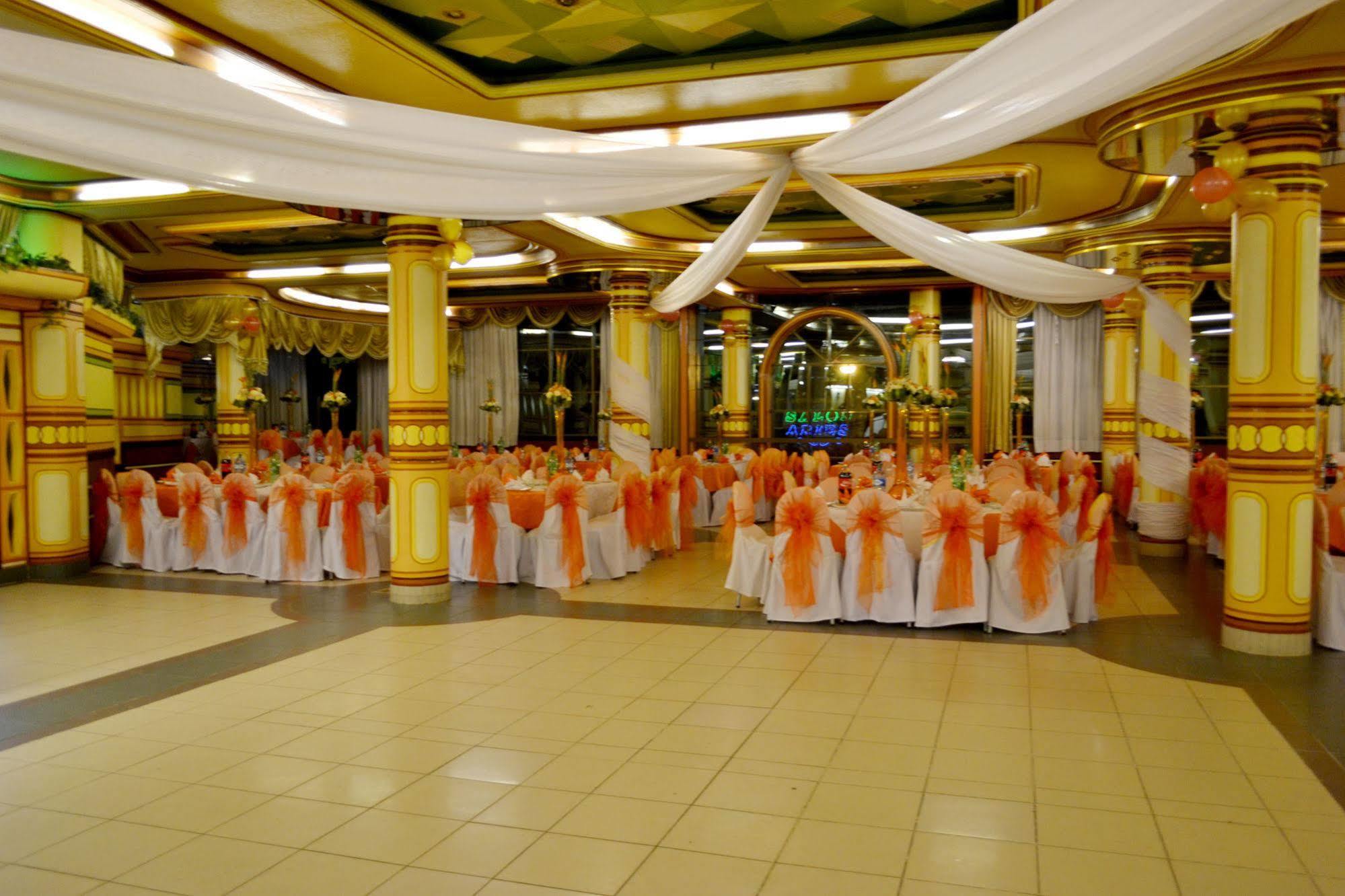 לה פאז Golden Palace מראה חיצוני תמונה