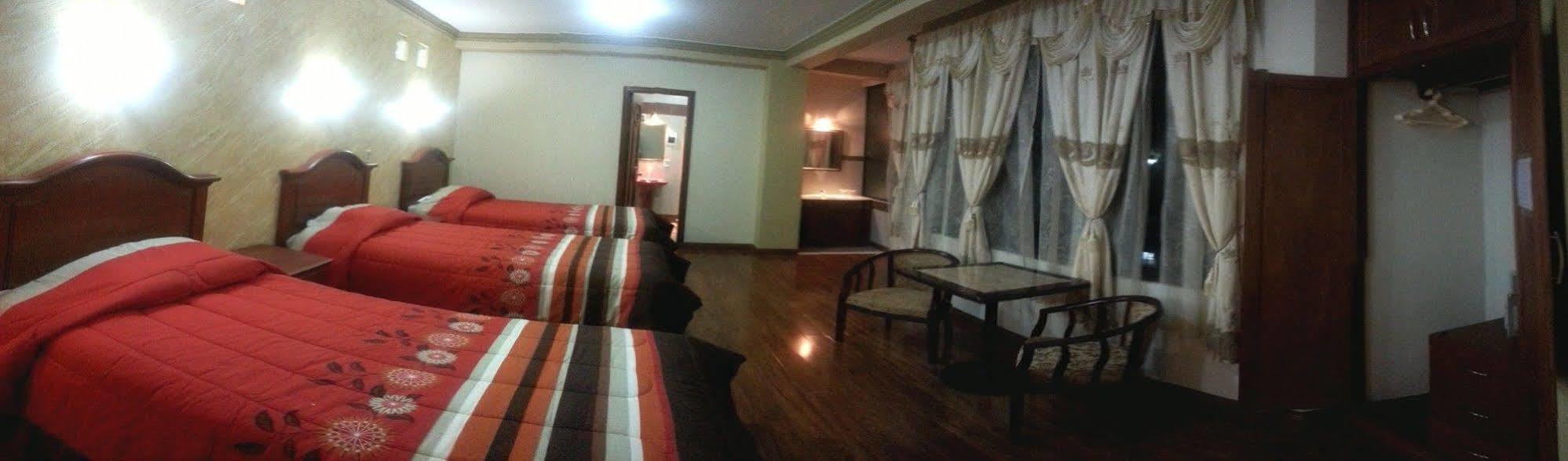 לה פאז Golden Palace מראה חיצוני תמונה